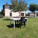 Podere Feltrino 아파트